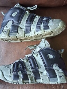Nike Kids Air More Uptempo GS Olive/Black Basketball Shoes 6.5Y